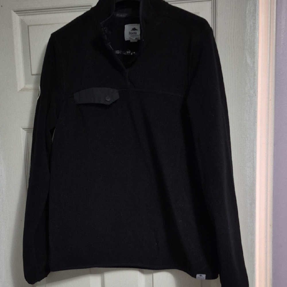 Roots Black Women's Sweater